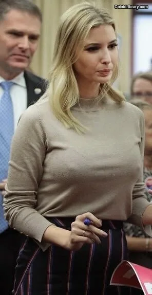 Ivanka Trump photo 11 of 681