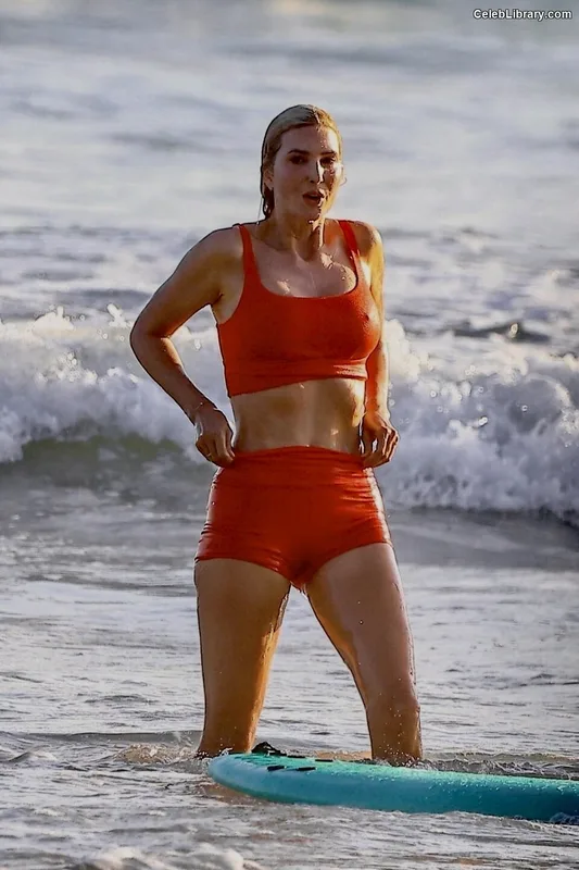 Ivanka Trump photo 4 of 681