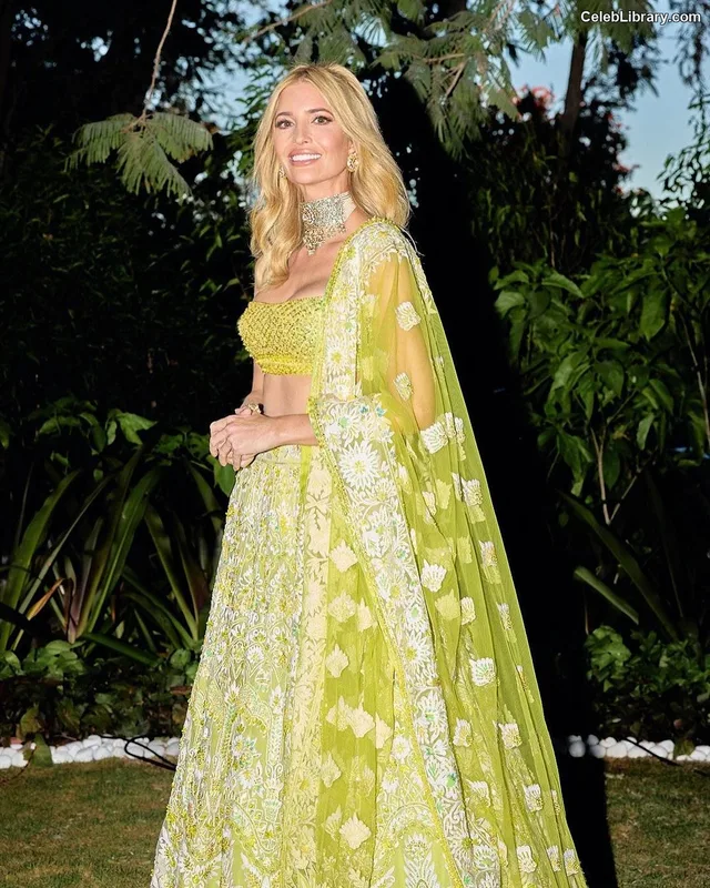 Ivanka Trump photo 10 of 681