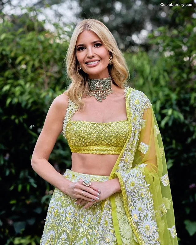 Ivanka Trump photo 11 of 681