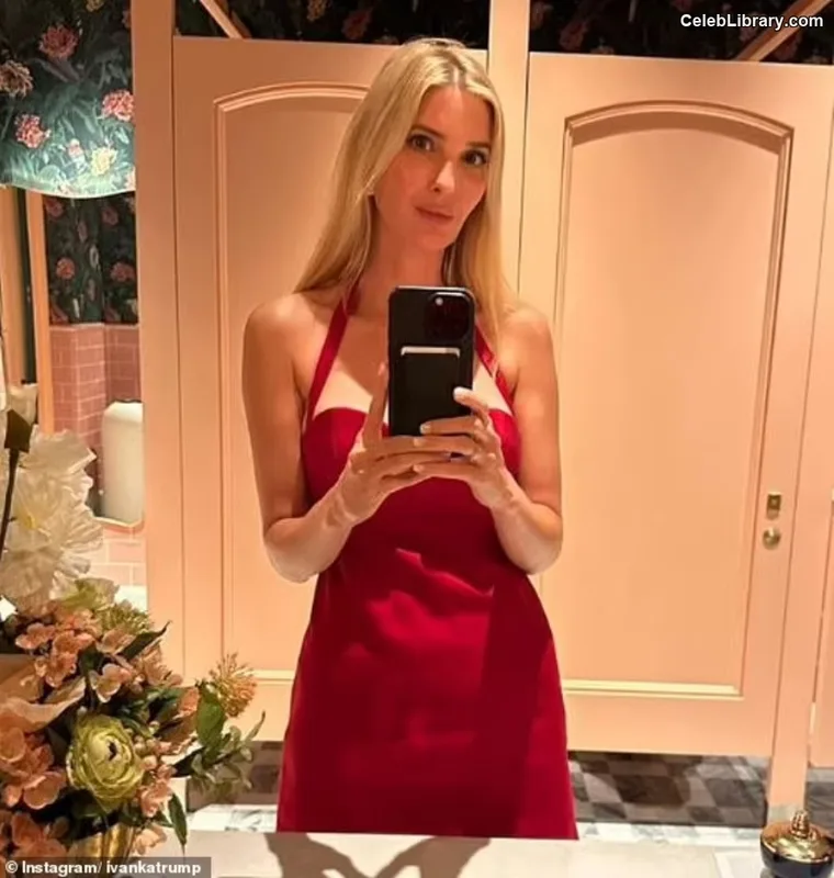 Ivanka Trump photo 16 of 681