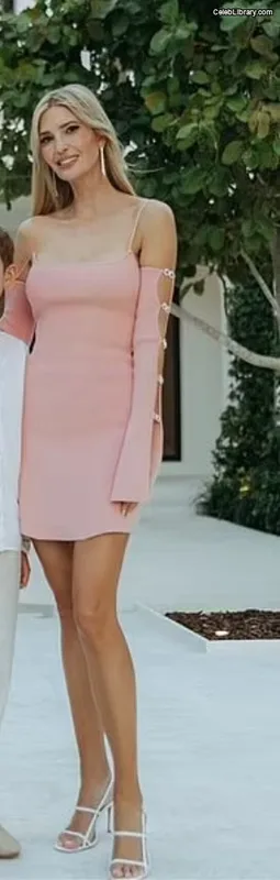 Ivanka Trump photo 18 of 681