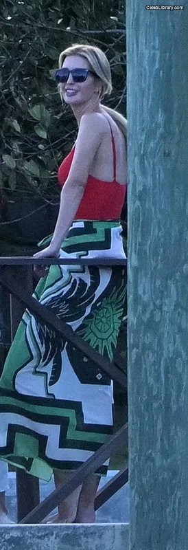 Ivanka Trump photo 12 of 681