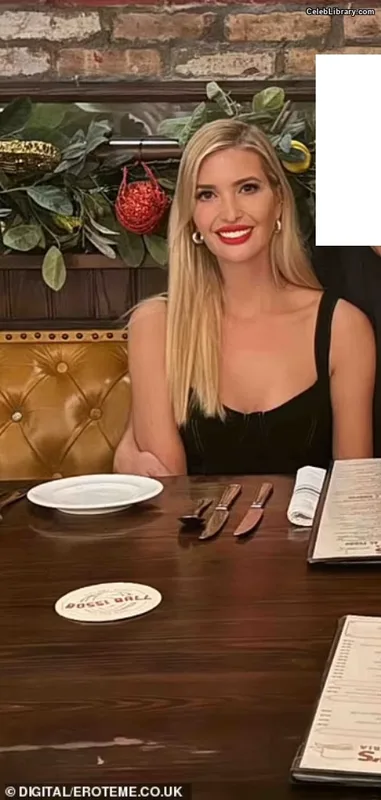 Ivanka Trump photo 4 of 681
