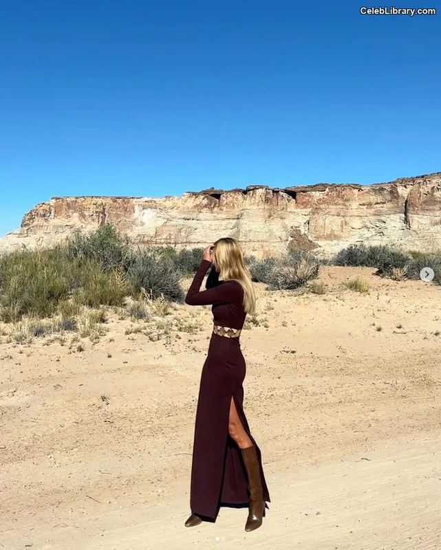 Ivanka Trump photo 16 of 681
