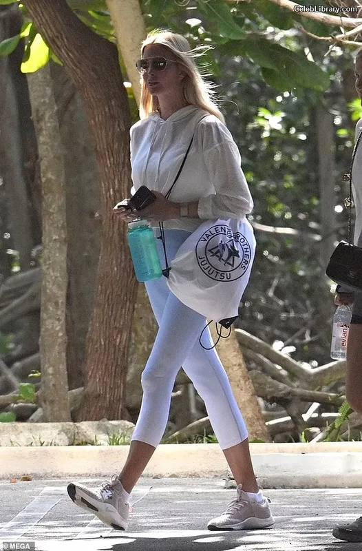 Ivanka Trump photo 19 of 681