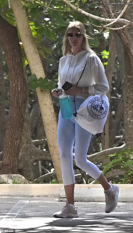 Ivanka Trump photo 20 of 681