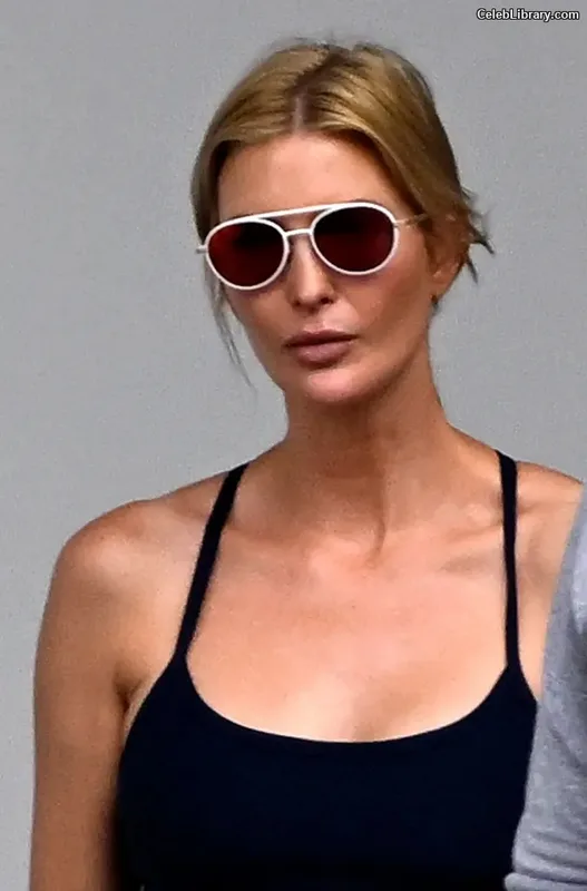 Ivanka Trump photo 22 of 681