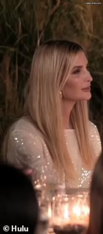 Ivanka Trump photo 3 of 681