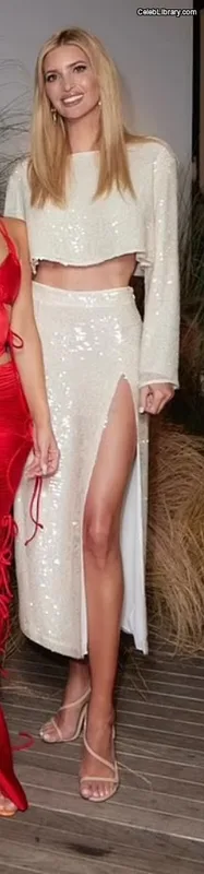 Ivanka Trump photo 9 of 681
