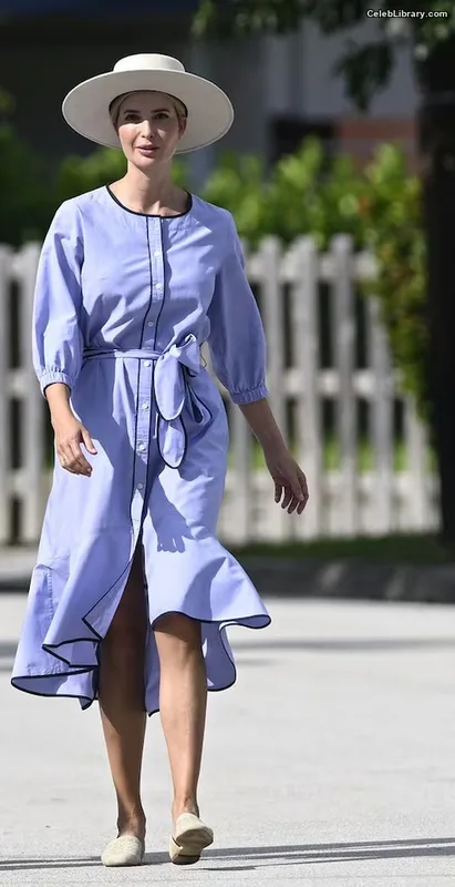Ivanka Trump photo 1 of 681