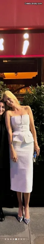 Ivanka Trump photo 5 of 681