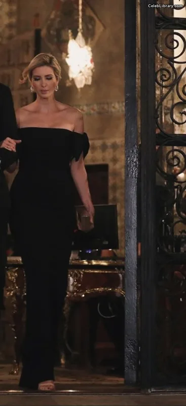 Ivanka Trump photo 13 of 681