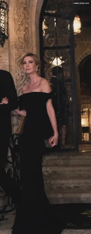 Ivanka Trump photo 14 of 681