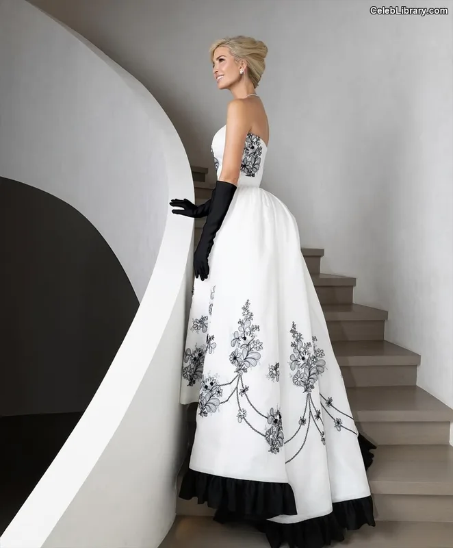Ivanka Trump photo 17 of 681
