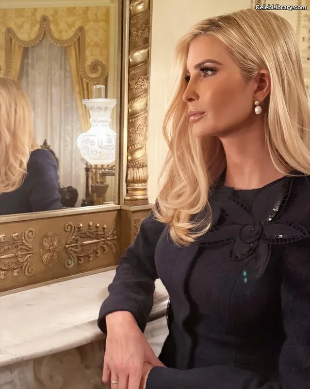 Ivanka Trump photo 16 of 681