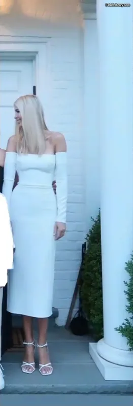 Ivanka Trump photo 5 of 681