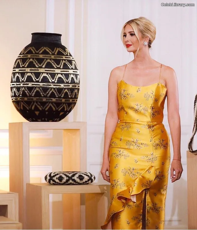 Ivanka Trump photo 9 of 681