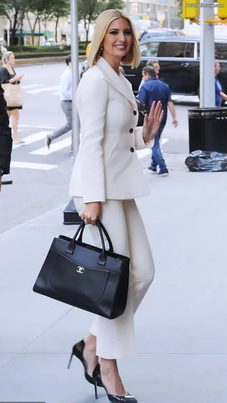 Ivanka Trump photo 14 of 681