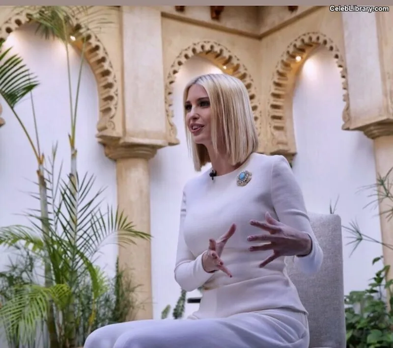 Ivanka Trump photo 15 of 681