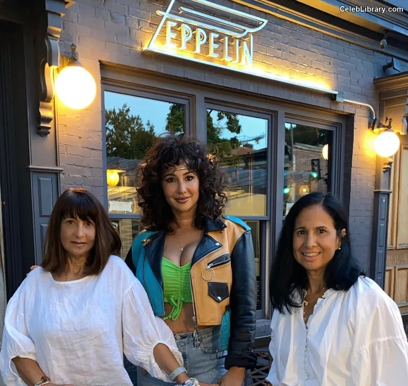 Jackie Cruz photo 13 of 119