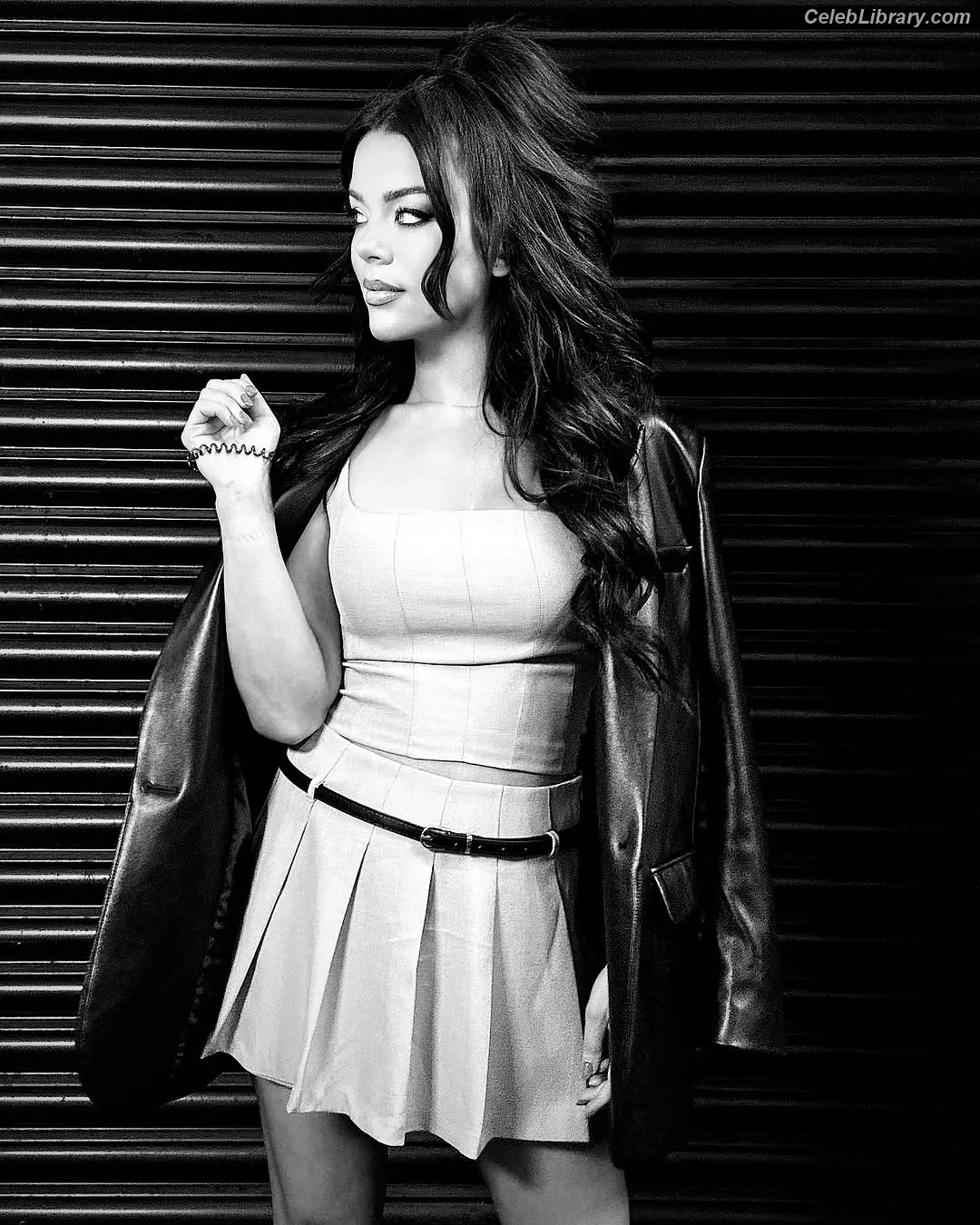 Jackie Redmond photo 3 of 839