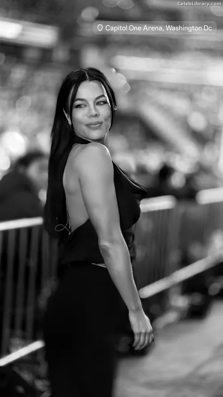 Jackie Redmond photo 21 of 838