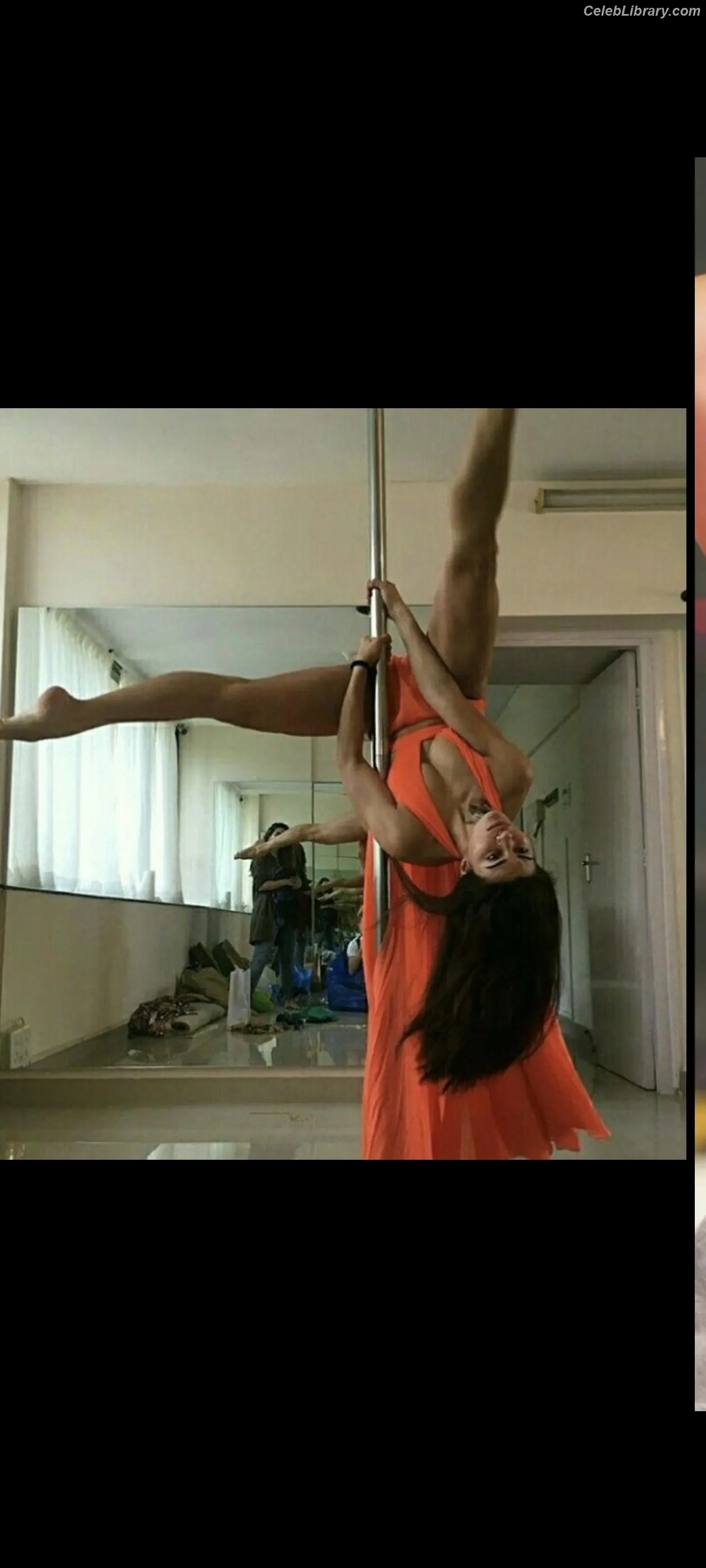 Jacqueline Fernandez photo 18 of 101