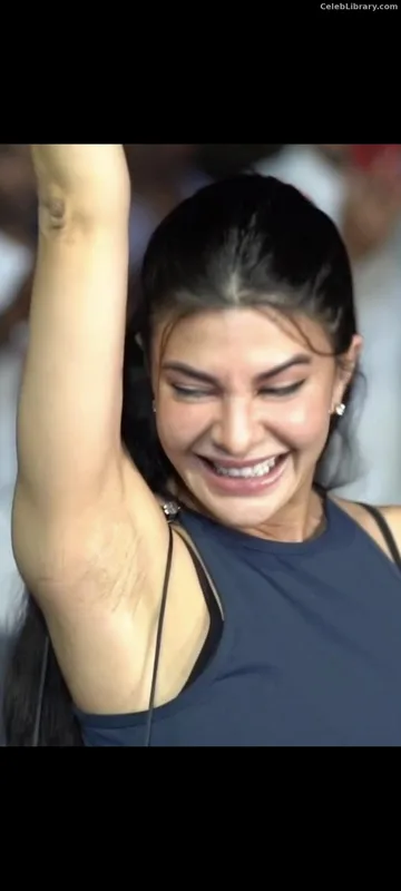 Jacqueline Fernandez photo 8 of 102