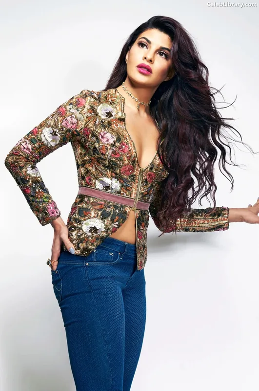 Jacqueline Fernandez photo 1 of 102
