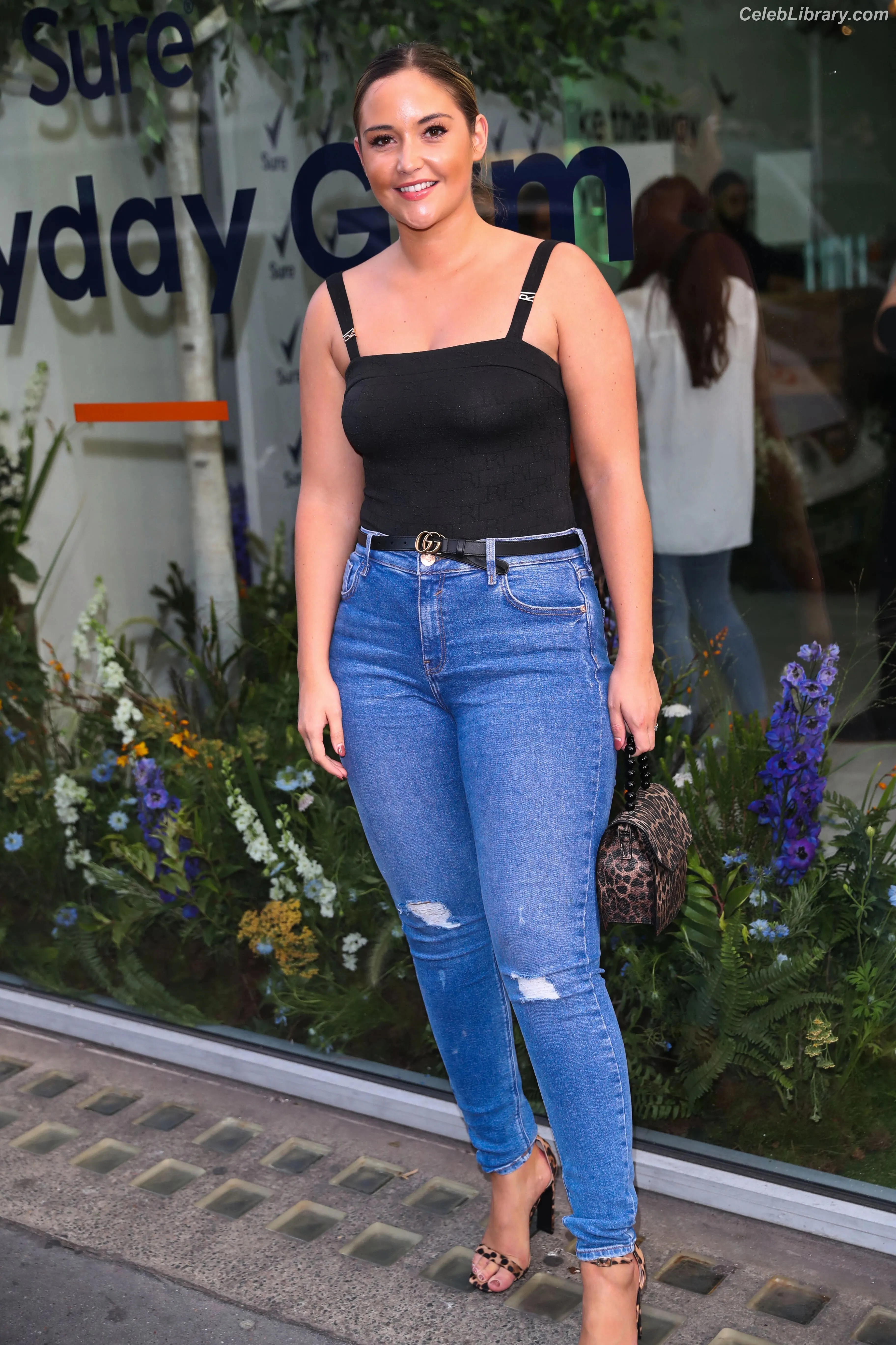 Jacqueline Jossa photo 4 of 528