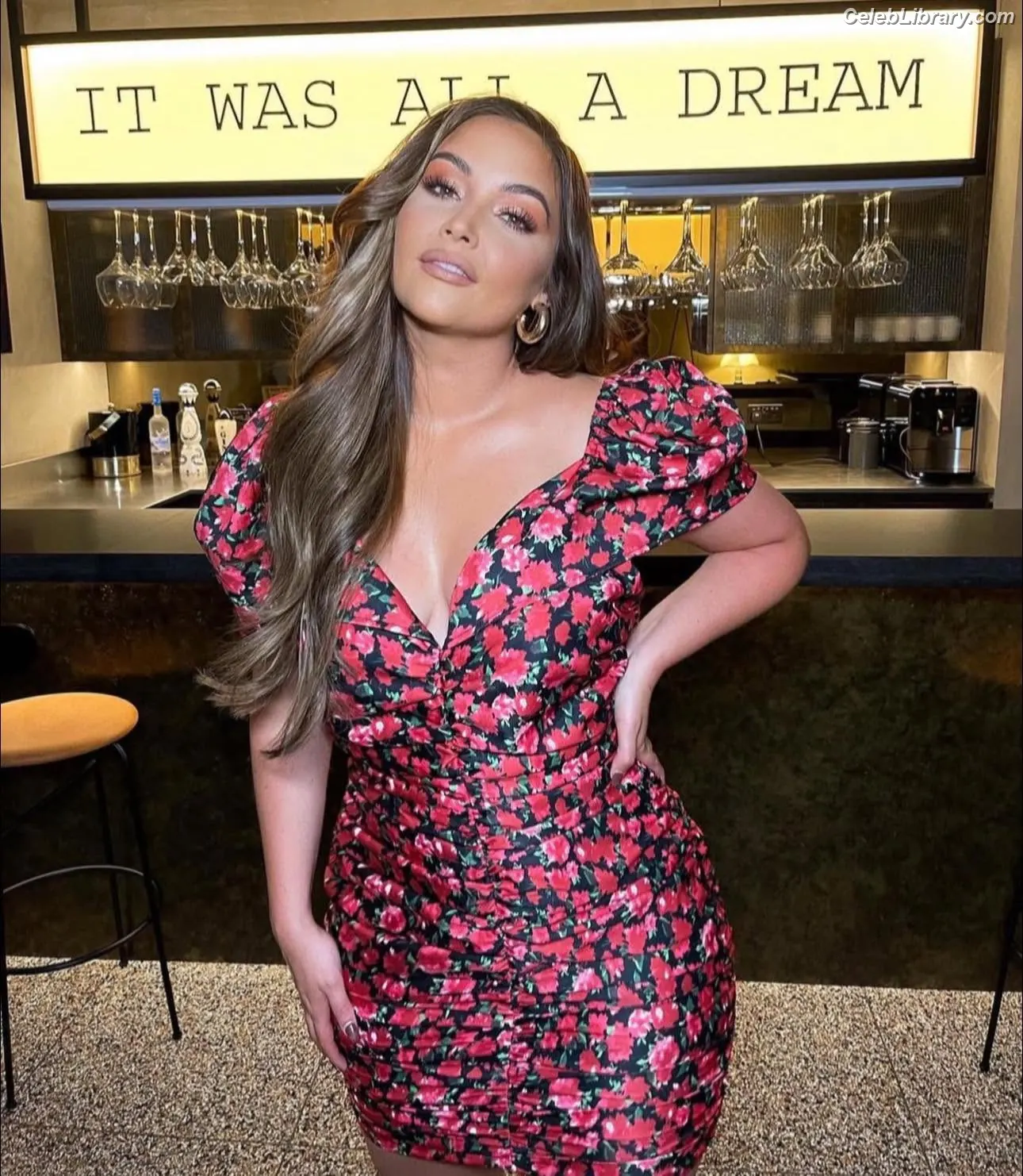 Jacqueline Jossa photo 12 of 528