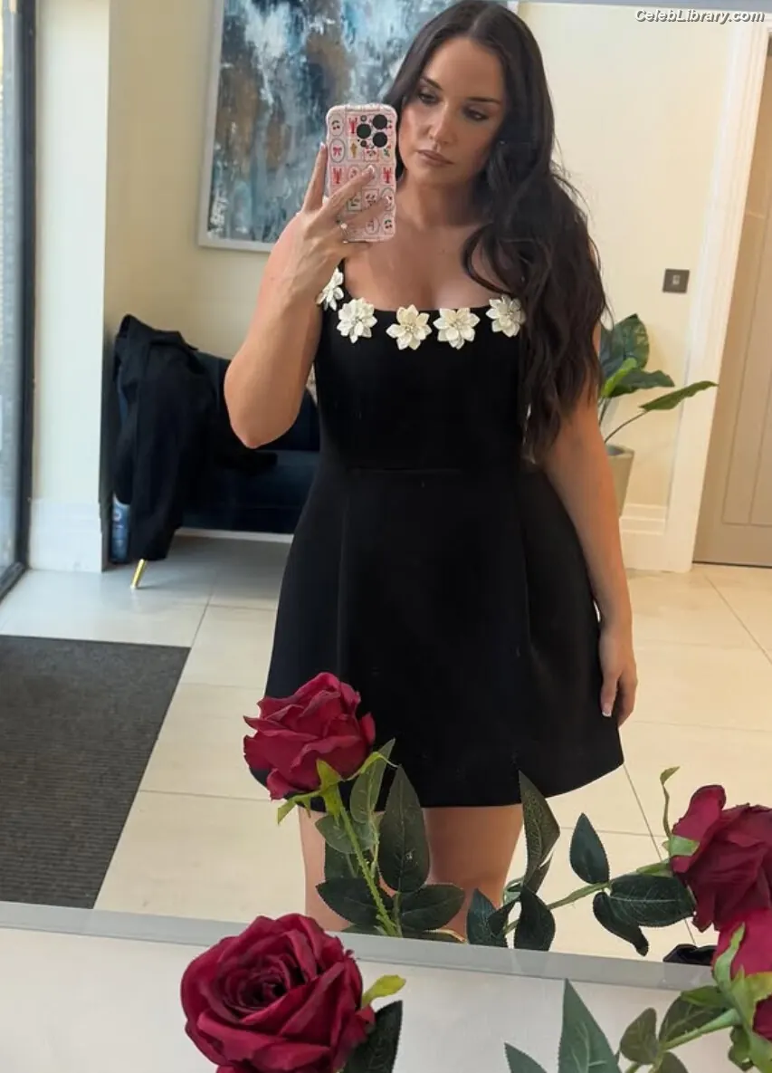 Jacqueline Jossa photo 1 of 528
