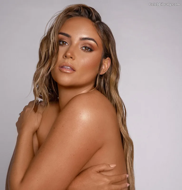Jacqueline Jossa photo 15 of 529