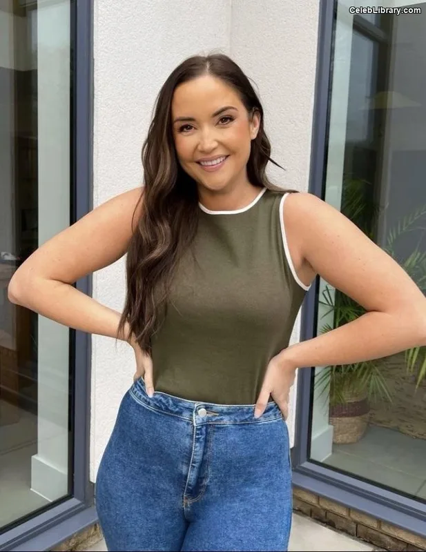 Jacqueline Jossa photo 24 of 529