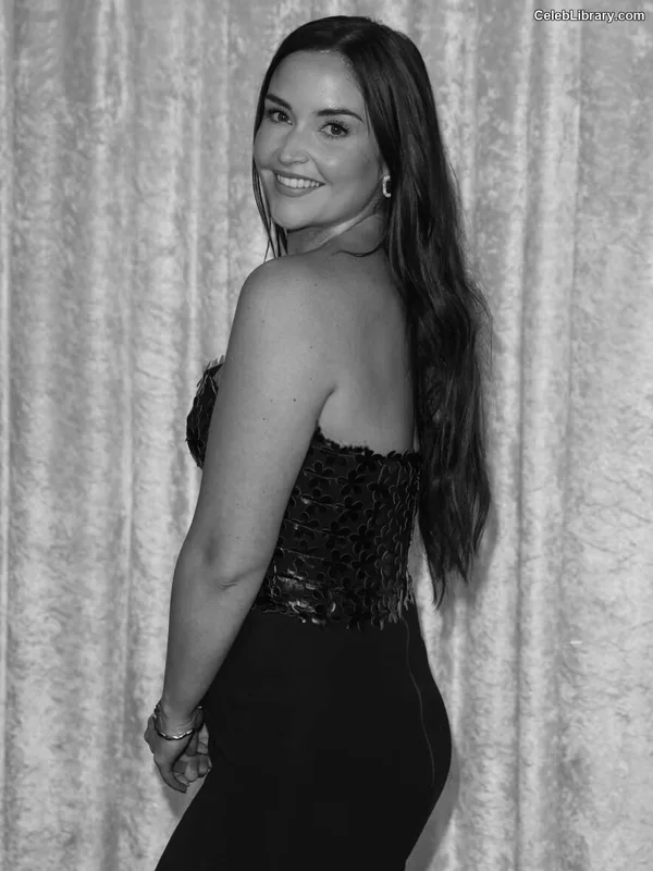 Jacqueline Jossa photo 19 of 529