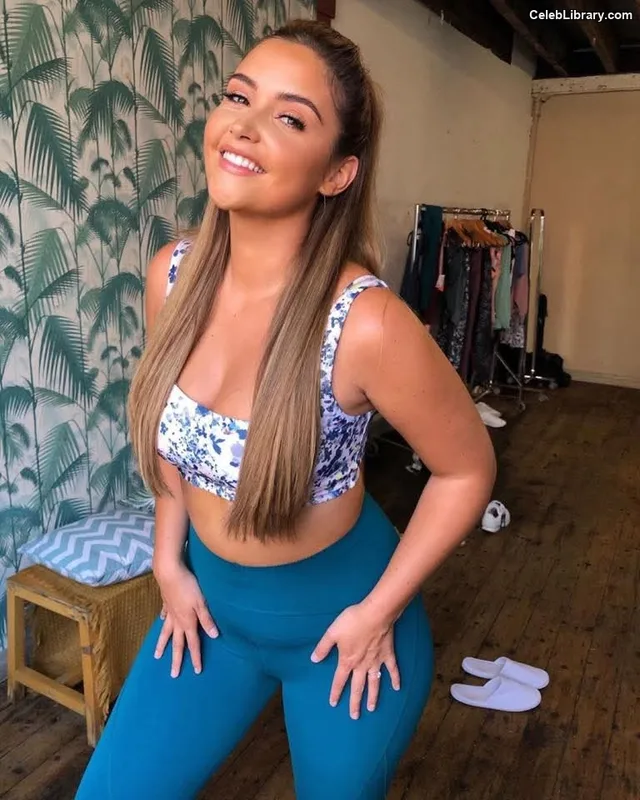 Jacqueline Jossa photo 9 of 529