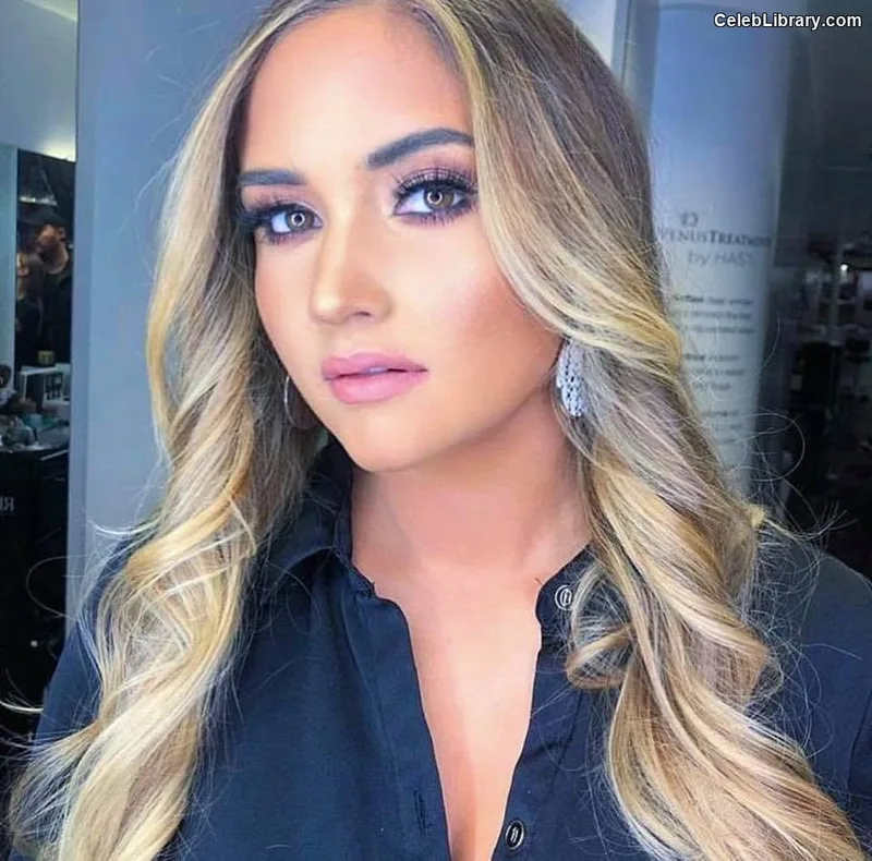 Jacqueline Jossa photo 22 of 529