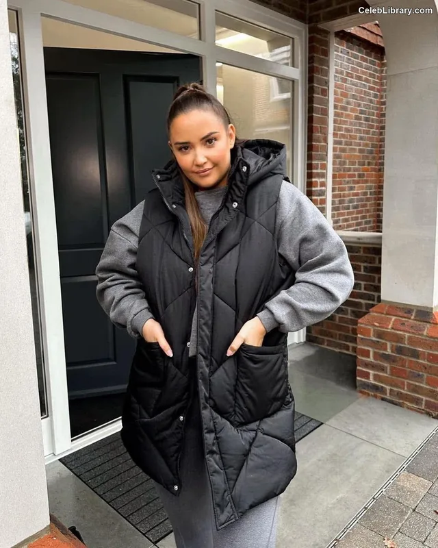 Jacqueline Jossa photo 20 of 529