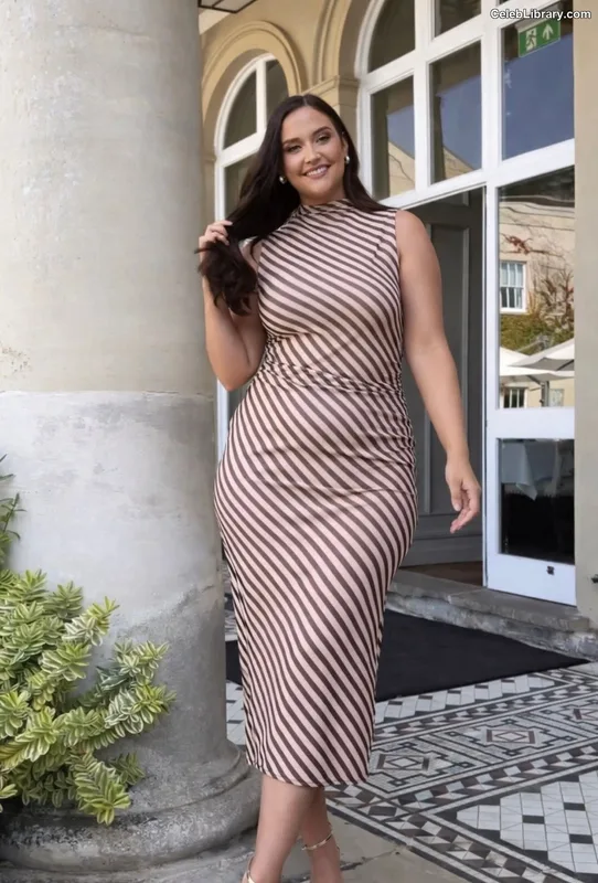 Jacqueline Jossa photo 24 of 529