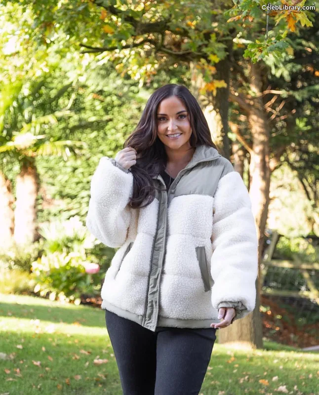 Jacqueline Jossa photo 1 of 529