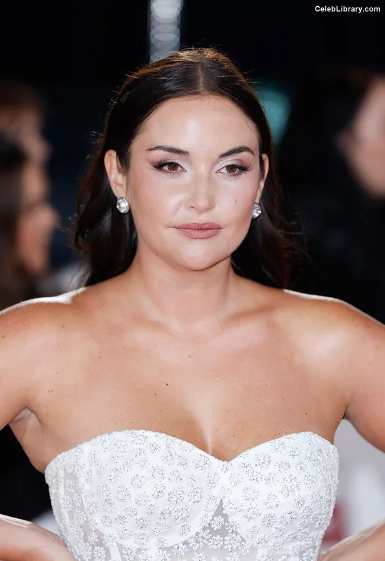 Jacqueline Jossa photo 20 of 529