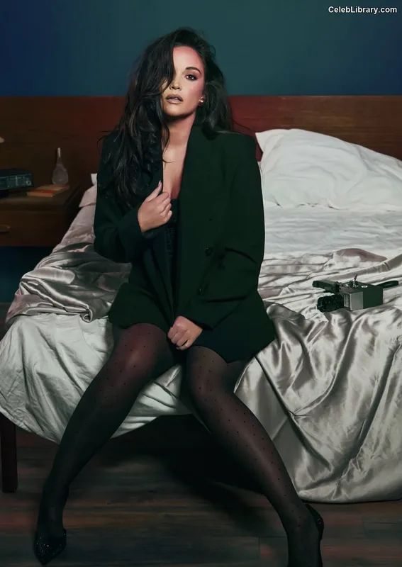 Jacqueline Jossa photo 12 of 529