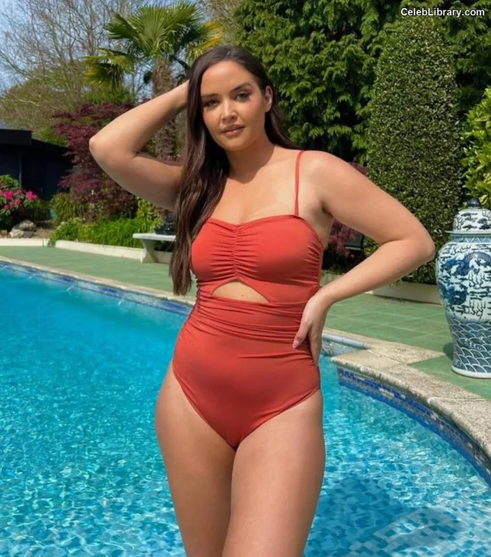 Jacqueline Jossa photo 4 of 529