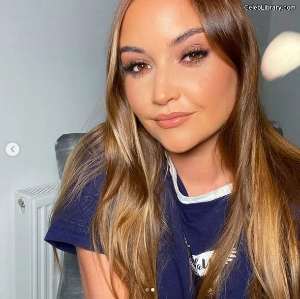 Jacqueline Jossa photo 17 of 529