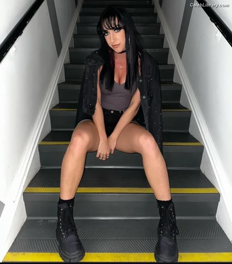 Jacy Jayne photo 19 of 665