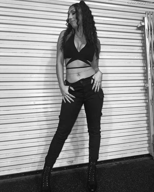 Jacy Jayne photo 12 of 667