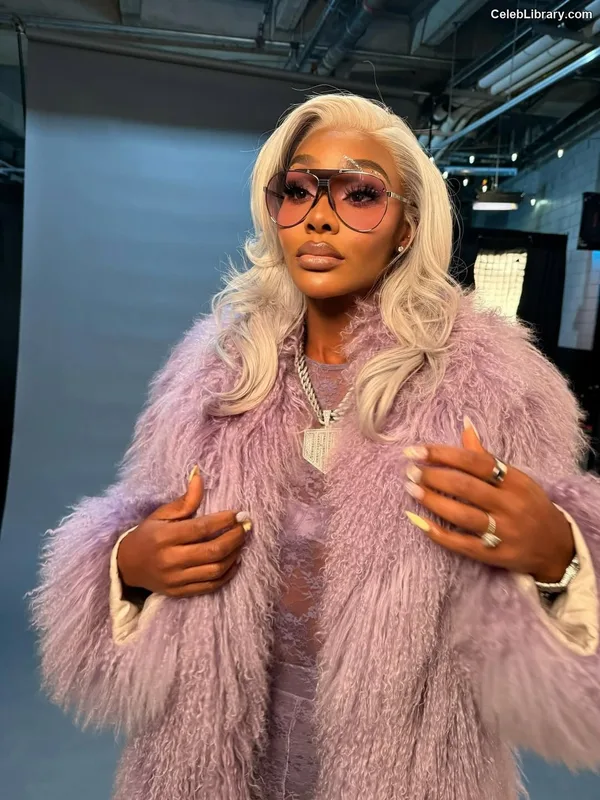 Jade Cargill photo 13 of 1844