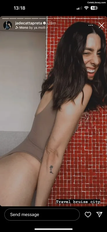 Jade Catta-Preta photo 21 of 81