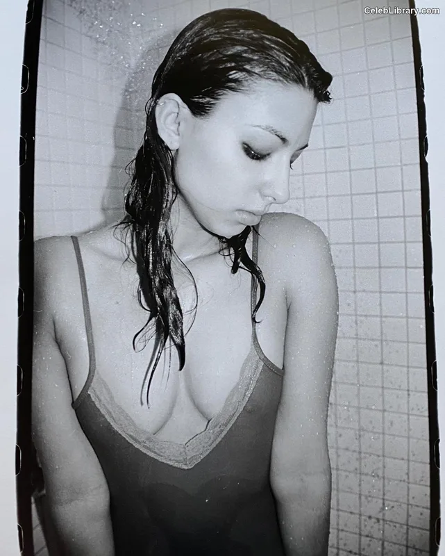 Jade Catta-Preta photo 15 of 81